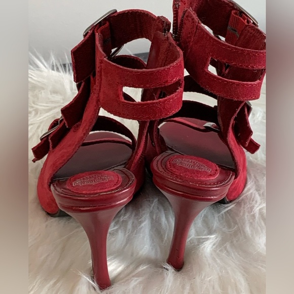 Harley-Davidson Red Gladiator style heels - Picture 4 of 6